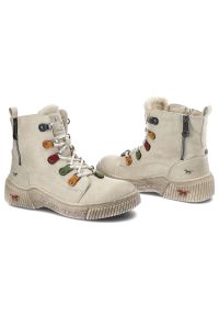 Beżowe Botki Mustang Ocieplane Buty Damskie. Okazja: na spacer. Kolor: beżowy. Materiał: skóra ekologiczna, futro. Szerokość cholewki: normalna. Sezon: zima #7