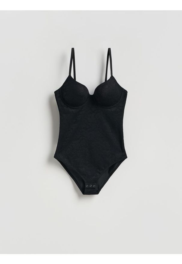 Reserved - Modelujące body - czarny. Kolor: czarny. Materiał: dzianina, koronka