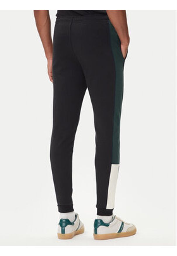 Lacoste Spodnie dresowe XH5923 Czarny Regular Fit. Kolor: czarny. Materiał: bawełna