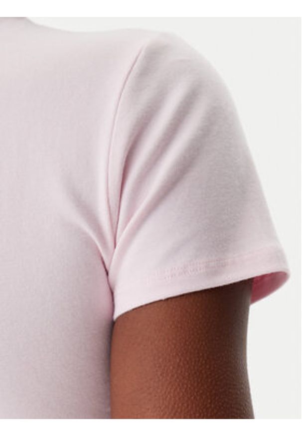 New Balance T-Shirt WT51958 Różowy Slim Fit. Kolor: różowy. Materiał: bawełna