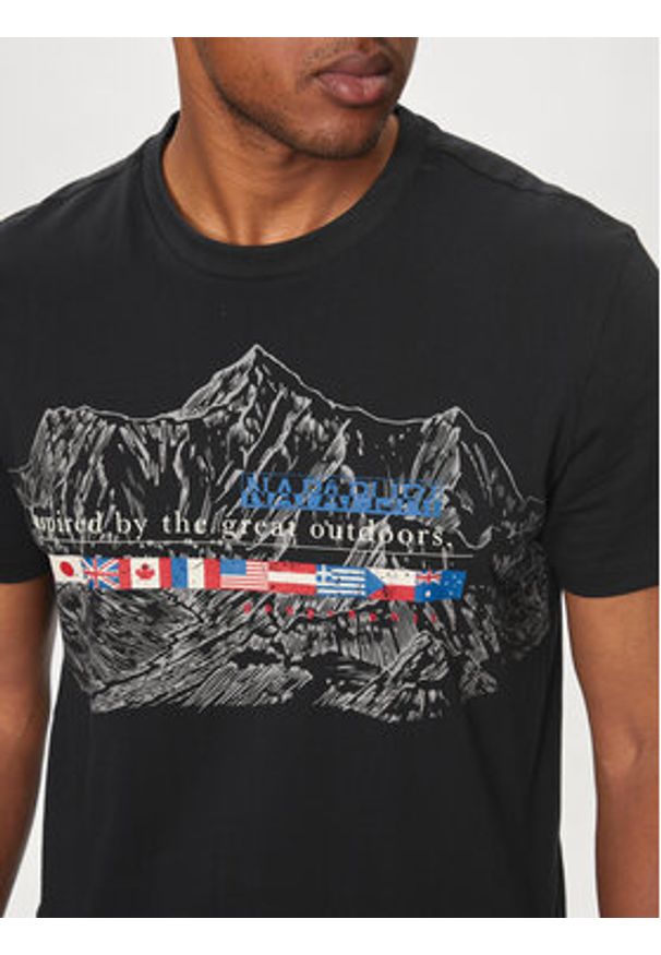 Napapijri T-Shirt S-Turin NP0A4HQG Czarny Regular Fit. Kolor: czarny. Materiał: bawełna