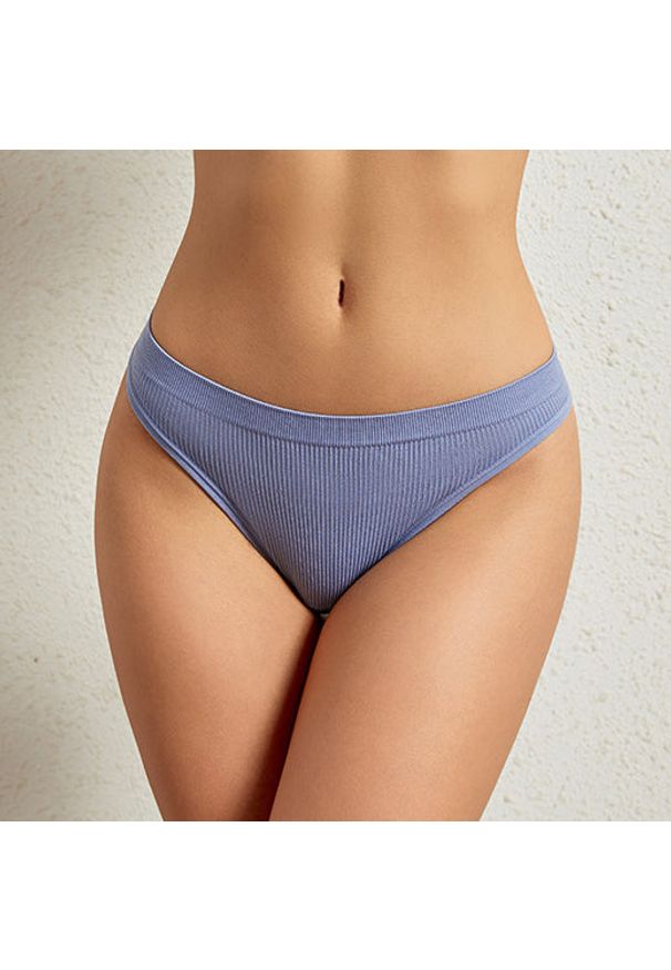 Intica - Stringi niewidoczne pod ubraniem z elastycznego materiału Nubia. Kolor: różowy. Materiał: materiał