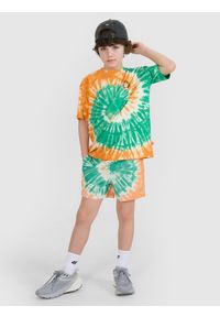 4f - 4F T-shirt oversize tie-die chłopięcy - multikolor 122 (6-7 lat). Okazja: na co dzień. Kolor: wielokolorowy. Materiał: bawełna, materiał, jersey. Wzór: gładki, nadruk, ze splotem, napisy. Sezon: lato. Styl: klasyczny, elegancki, sportowy, casual