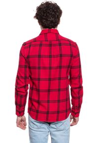 Wrangler - MĘSKA KOSZULA WRANGLER LS 1PKT SHIRT CRIMSON RED W5A1T2X51. Kolor: czerwony #5