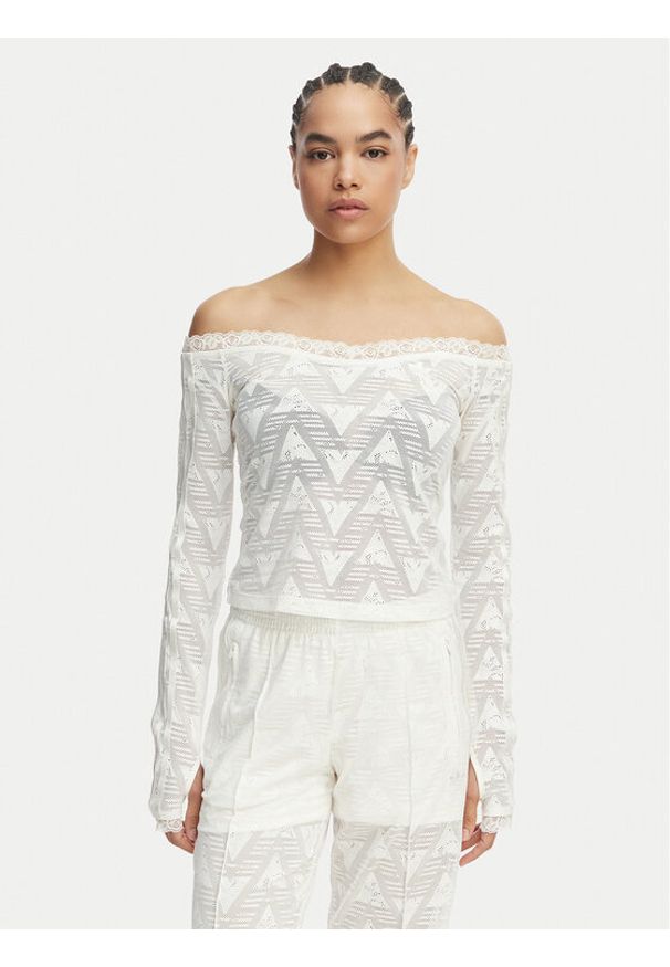 Adidas - adidas Bluzka Lace Bardot KE3458 Biały Slim Fit. Kolor: biały. Materiał: syntetyk