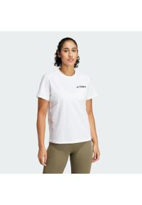 Adidas - Koszulka Terrex Graphic. Kolor: biały. Materiał: bawełna. Sport: turystyka piesza, outdoor #1