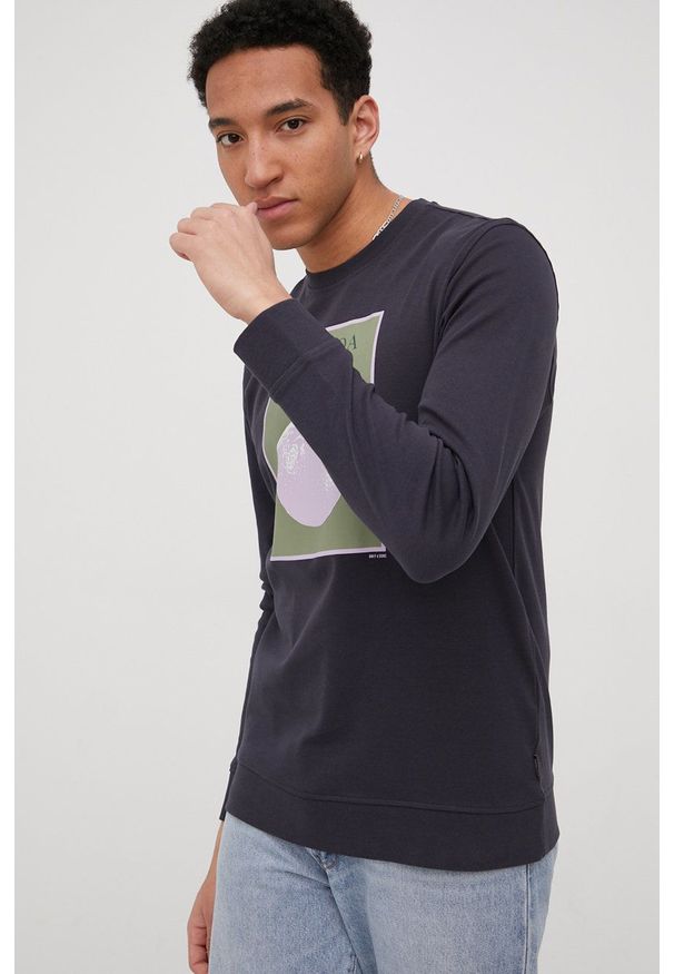 Only & Sons bluza bawełniana męska kolor granatowy z nadrukiem. Okazja: na co dzień. Kolor: niebieski. Materiał: bawełna. Wzór: nadruk. Styl: casual