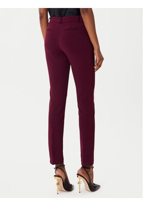 Rinascimento Chinosy CFC0126226003 Bordowy Slim Fit. Kolor: czerwony. Materiał: syntetyk