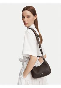 Calvin Klein Torebka LV04F3892G Brązowy ciemny. Kolor: brązowy. Materiał: skórzane #1