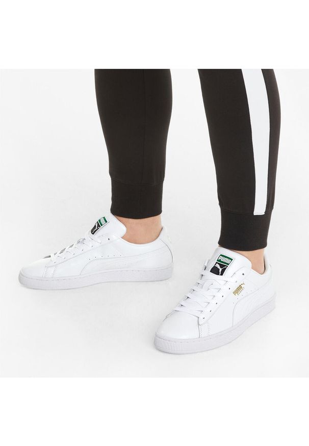 Buty do chodzenia męskie Puma Basket Classic Xxi M. Okazja: na co dzień. Kolor: biały. Materiał: materiał, skóra, tkanina, syntetyk. Sport: turystyka piesza