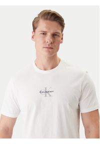 Calvin Klein Jeans T-Shirt LV04RB866G Biały Regular Fit. Kolor: biały. Materiał: bawełna #2