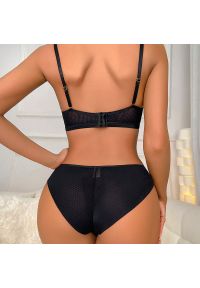 Intica - Komplet bielizny z koronką na specjalne okazje Vetka. Kolor: czarny. Materiał: koronka. Wzór: koronka #2