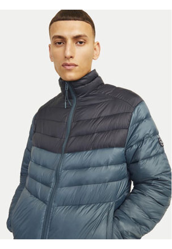 Jack & Jones - Jack&Jones Kurtka zimowa Sprint 12258444 Zielony Regular Fit. Kolor: zielony. Materiał: syntetyk. Sezon: zima