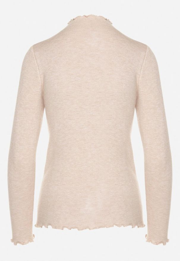 Born2be - Ciemnobeżowy Sweter z Wełną i Ozdobną Falbanką przy Dekolcie Seanoria. Okazja: na co dzień. Kolor: beżowy. Materiał: wełna. Wzór: aplikacja. Styl: elegancki, casual, klasyczny