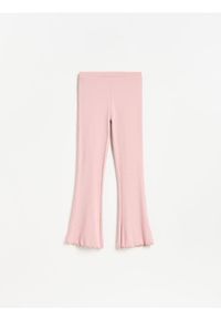 Reserved - Legginsy flare - różowy. Kolor: różowy. Materiał: bawełna, dzianina