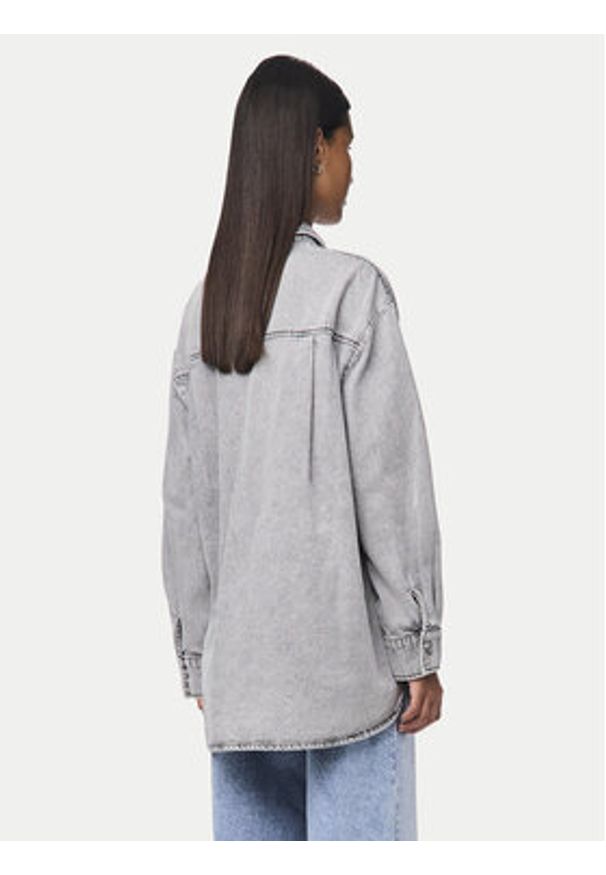 Pieces Koszula jeansowa 17150991 Szary Oversize. Kolor: szary. Materiał: bawełna