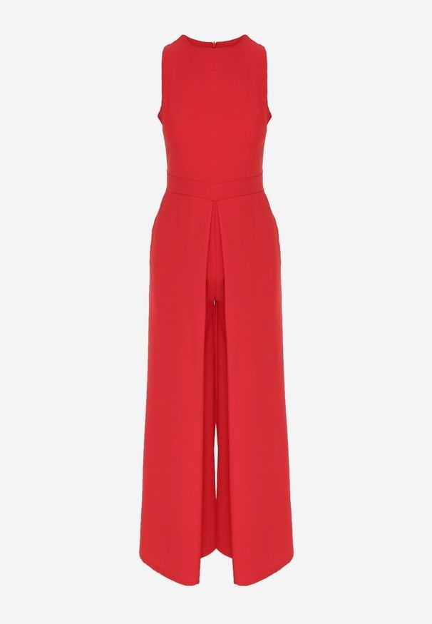 Born2be - Czerwony Elegancki Kombinezon z Ozdobnymi Zakładkami Zellysha. Okazja: na co dzień, na spotkanie biznesowe. Kolor: czerwony. Wzór: ażurowy, aplikacja. Styl: elegancki