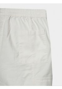 outhorn - Spodnie tkaninowe cargo męskie - kremowe. Kolor: kremowy. Materiał: tkanina