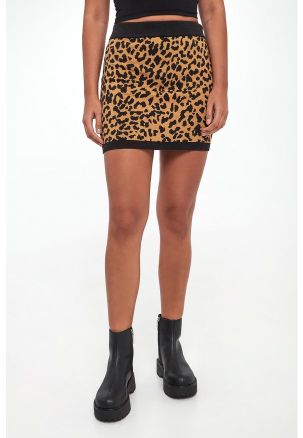 Spódnica mini w panterkę DKNY. Wzór: motyw zwierzęcy
