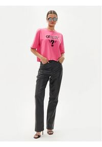 Guess T-Shirt Aurelie V4YI06 I3Z14 Różowy Boxy Fit. Kolor: różowy. Materiał: bawełna