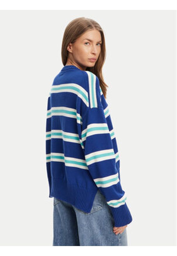 Guess Jeans Sweter W4BR09 Z3HM1 Niebieski Regular Fit. Kolor: niebieski. Materiał: bawełna