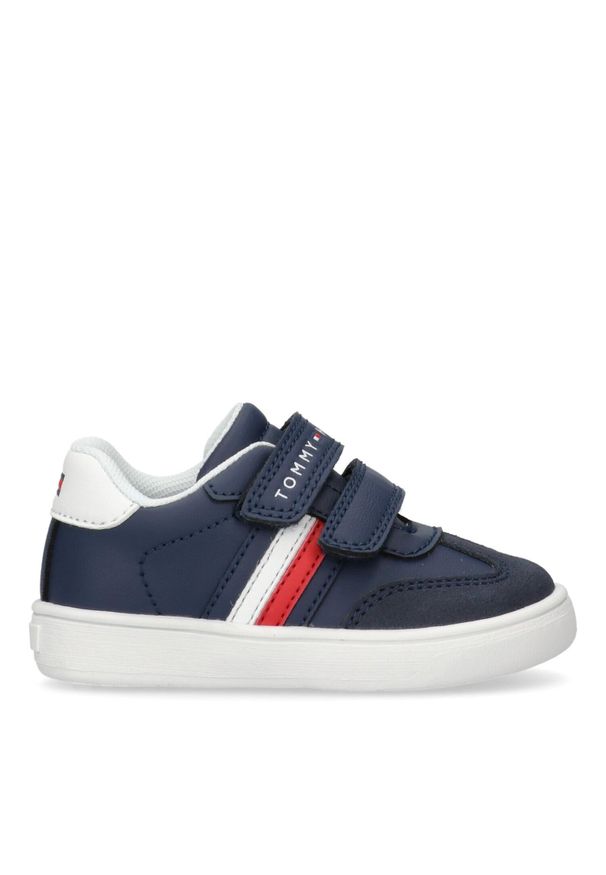 TOMMY HILFIGER - Sneakersy dla dzieci Tommy Hilfiger Stripes Velcro. Okazja: na co dzień. Zapięcie: rzepy. Kolor: niebieski, wielokolorowy, biały. Wzór: paski