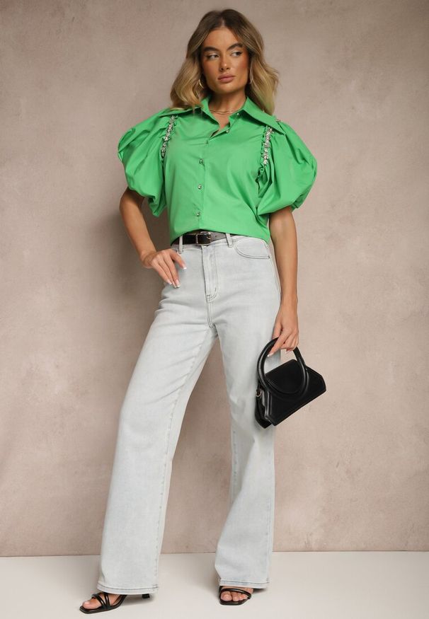 Renee - Zielona Koszula Klymamene. Typ kołnierza: kolnierz wykładany. Kolor: zielony. Materiał: jeans, tkanina, materiał. Długość: krótkie. Wzór: jednolity, gładki