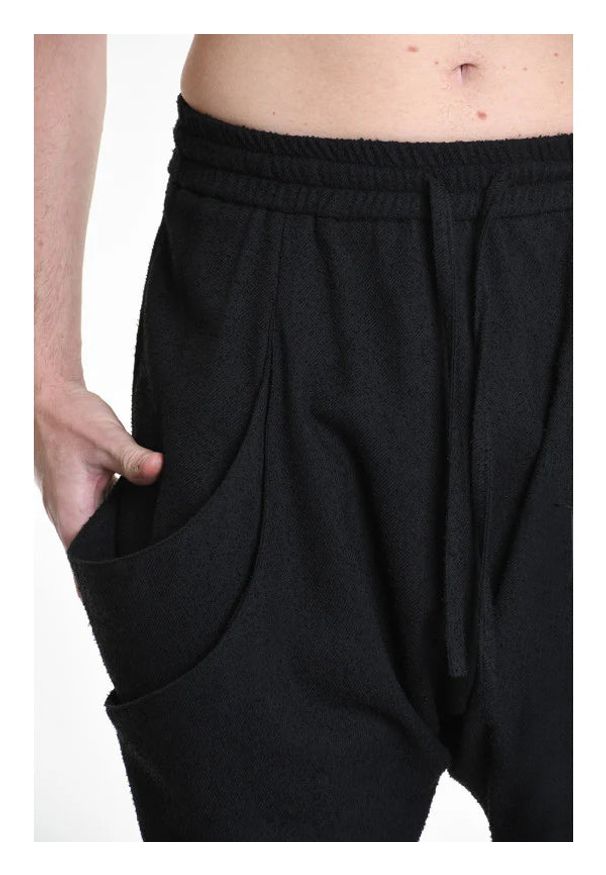 La Haine Inside Us Spodnie | 3B M1131 | Mężczyzna | Czarny. Okazja: na co dzień. Kolor: czarny. Materiał: poliester, wiskoza, poliamid, bawełna, wełna. Styl: casual