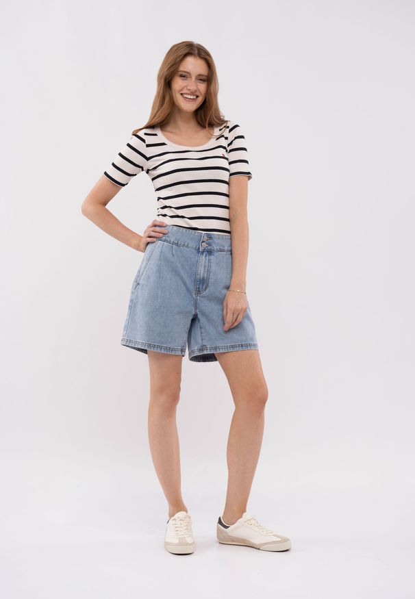 Volcano - Szorty jeansowe z wysokim stanem E-TOOLSY. Stan: podwyższony. Materiał: jeans. Styl: klasyczny