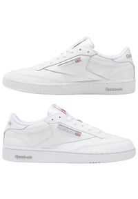 Buty do chodzenia męskie Reebok Club C 85. Zapięcie: sznurówki. Kolor: szary, wielokolorowy, biały. Materiał: materiał, skóra. Szerokość cholewki: normalna. Model: Reebok Club. Sport: turystyka piesza