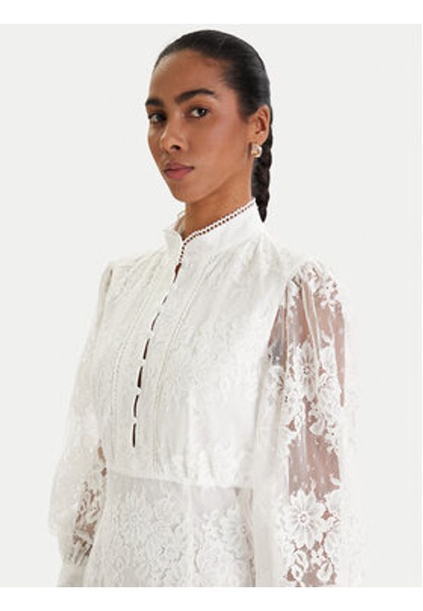 BARDOT - Bardot Sukienka koktajlowa Olessia 60268DB Écru Regular Fit. Kolor: kremowy. Materiał: syntetyk, bawełna. Styl: wizytowy