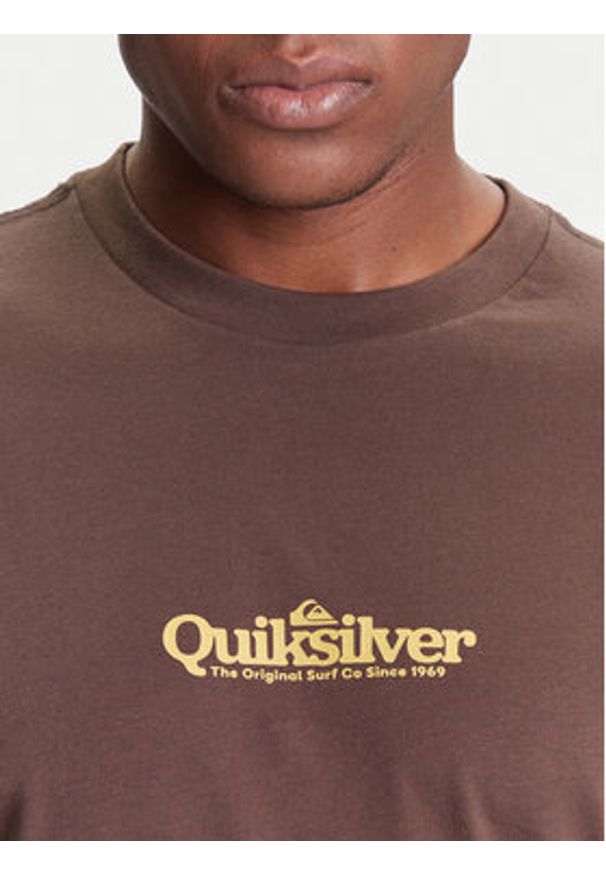 Quiksilver T-Shirt EQYZT08174 Brązowy Regular Fit. Kolor: brązowy. Materiał: bawełna