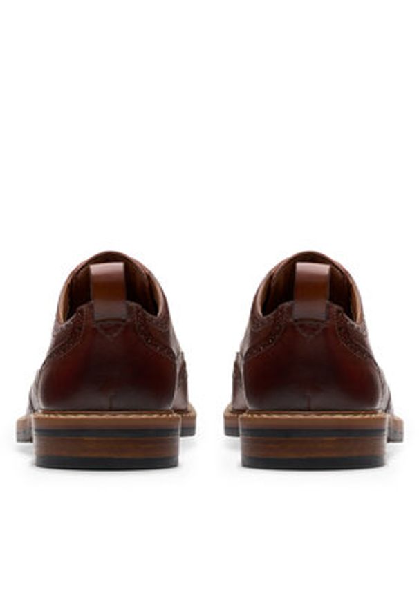 Clarks Półbuty Aldwin Limit 26178428 Brązowy. Kolor: brązowy. Materiał: skóra