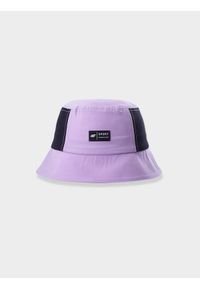4f - Kapelusz bucket hat z filtrem UV damski. Kolor: fioletowy. Materiał: dzianina, materiał. Wzór: napisy. Styl: casual