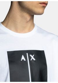 Koszulka męska biała Armani Exchange 3LZTBS ZJBVZ 1100. Kolor: biały