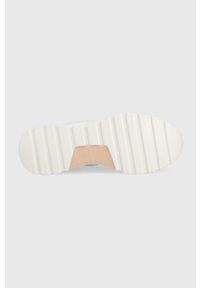 Calvin Klein buty kolor biały. Nosek buta: okrągły. Zapięcie: sznurówki. Kolor: biały. Materiał: skóra, guma. Obcas: na platformie
