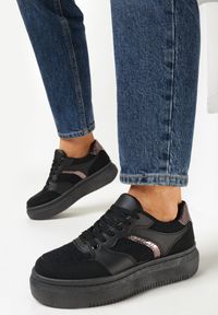 Born2be - Czarne Sznurowane Sneakersy na Płaskiej Grubej Podeszwie z Metalicznymi Wstawkami Neradel. Kolor: czarny. Materiał: materiał. Obcas: na płaskiej podeszwie #1