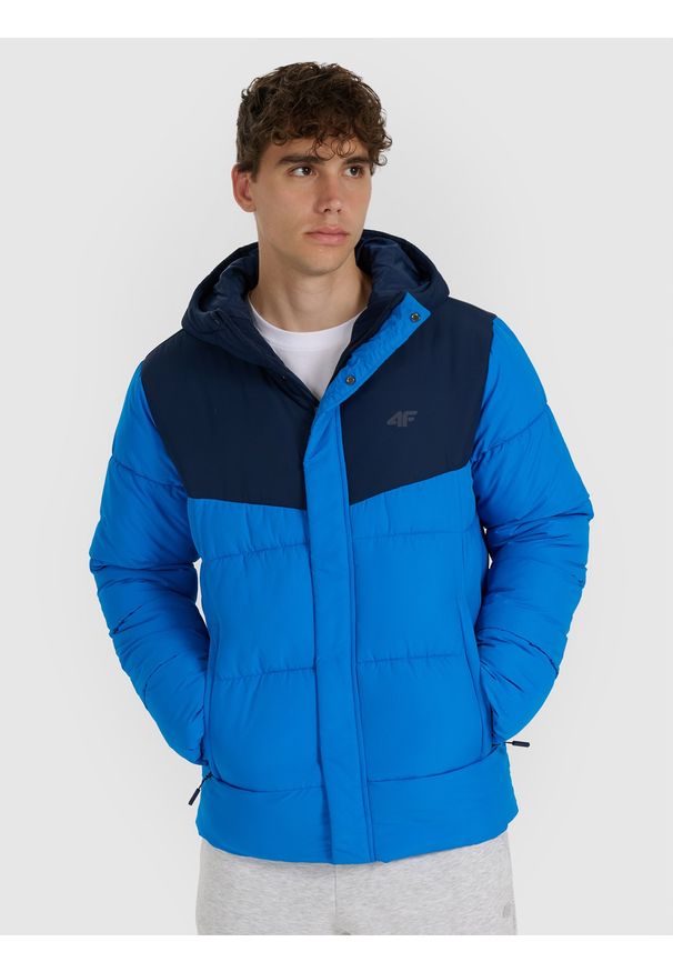 4f - 4F Kurtka puchowa z wypełnieniem syntetycznym męska - niebieska M. Okazja: na co dzień. Typ kołnierza: kaptur. Kolor: niebieski. Materiał: puch, syntetyk. Wzór: gładki. Sezon: zima. Styl: casual, klasyczny