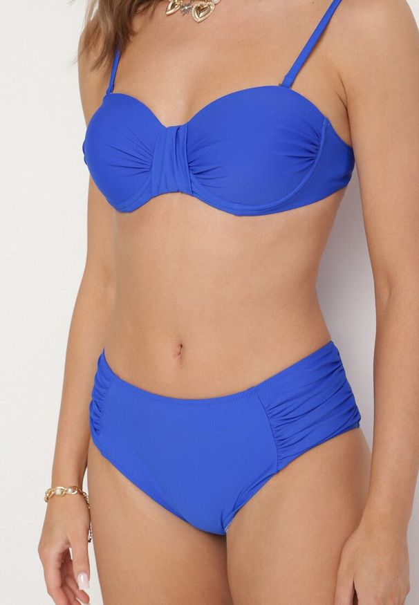 Born2be - Niebieskie Bikini Usztywniany Biustonosz i Figi Ozdobione Marszczeniem Eretelli. Kolor: niebieski. Wzór: aplikacja