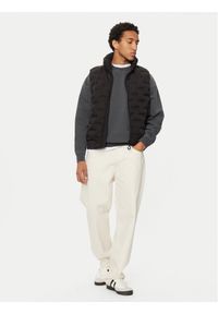 Replay - REPLAY Kamizelka M8402 .000.84168 Czarny Regular Fit. Kolor: czarny. Materiał: syntetyk