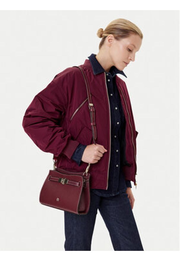 Aigner Torebka Farah S 132961 Bordowy. Kolor: czerwony. Materiał: skórzane