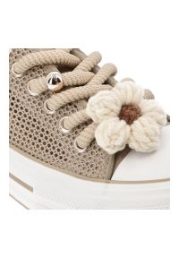 Sneakersy damskie Filippo, cholewka z materiału tekstylnego siateczkowego wiązanie z przodu na solidnej podeszwie, beżowe, DTN7855/26. Okazja: na co dzień. Kolor: beżowy. Materiał: materiał. Szerokość cholewki: normalna. Wzór: kwiaty, ażurowy. Styl: elegancki, klasyczny, casual #5