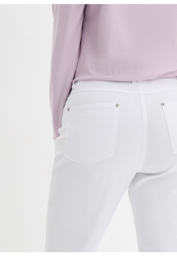 bonprix - Spodnie z bengaliny ze stretchem, z wygodnym paskiem w talii, Straight. Kolor: biały