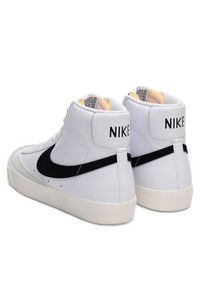 Nike Sneakersy BQ6806-100 Biały. Kolor: biały. Materiał: materiał