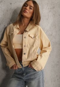 Renee - Jasnożółta Jeansowa Kurtka z Bawełny Perilopei. Okazja: na co dzień. Kolekcja: plus size. Kolor: żółty. Materiał: bawełna, jeans. Styl: casual #1