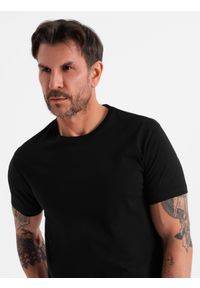 Ombre Clothing - Klasyczny T-shirt męski bawełniany BASIC - czarny V1. Okazja: na co dzień. Kolor: czarny. Materiał: bawełna. Styl: klasyczny