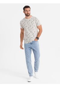 Ombre Clothing - Koszulka bawełniana z nadrukiem i okrągłym dekoltem – kremowa V1. Okazja: na co dzień. Kolor: kremowy. Materiał: bawełna. Długość rękawa: krótki rękaw. Długość: krótkie. Wzór: nadruk. Styl: klasyczny, casual #8