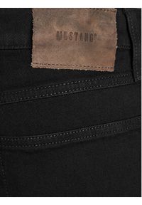 Mustang Jeansy Tramper 1006741 Czarny Straight Fit. Kolor: czarny