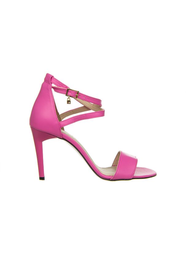 Sandały Bayla-159 4115 089-P Róż Lico 159139, Skóra naturalna - 38. Nosek buta: otwarty. Zapięcie: pasek. Kolor: różowy. Materiał: skóra. Wzór: motyw z bajki. Obcas: na obcasie. Wysokość obcasa: średni