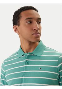 Tommy Jeans Polo DM0DM22708 Zielony Regular Fit. Typ kołnierza: polo. Kolor: zielony. Materiał: bawełna #3